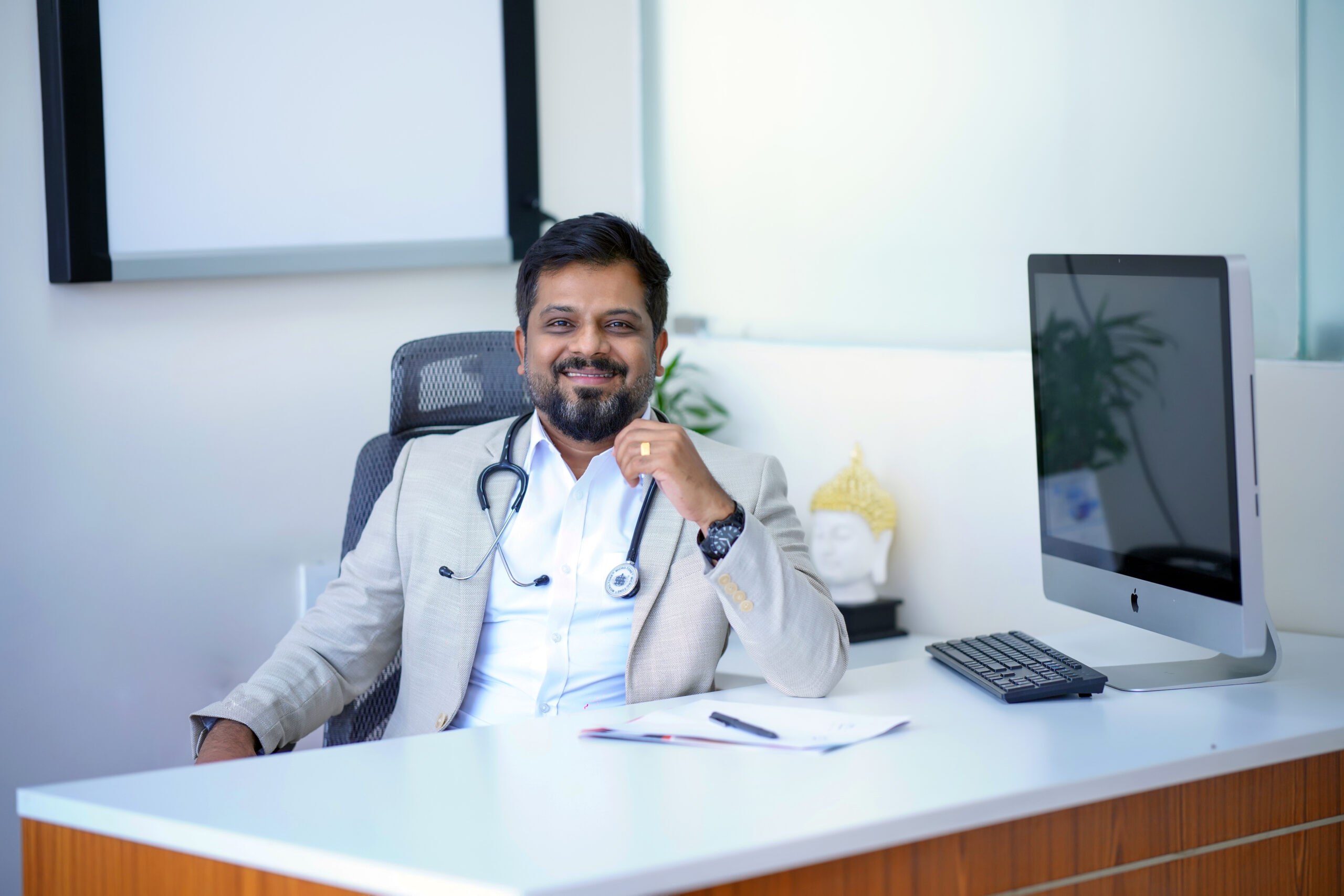 Dr. Arun S Nair - Gastroenterologist & Gastrointstinal surgeon in thrissur